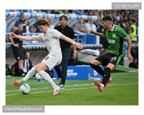 萨索洛最新动态：球队引援计划与新赛季备战进展全面解读